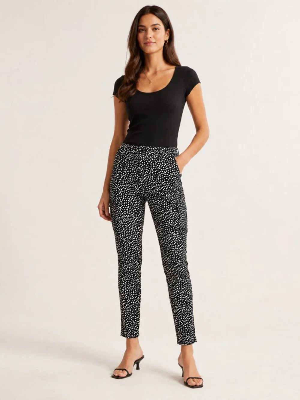 Tory Burch Dotted Pony Walker Cargo Skinny Pants Size: 27 / US 4